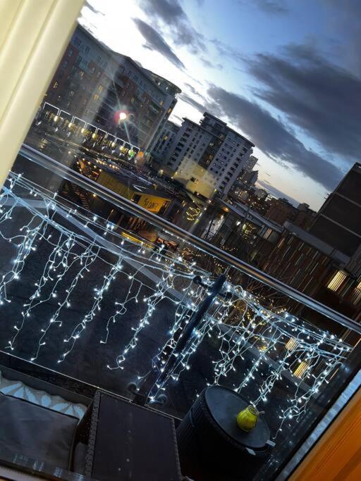 Leeds Clarence Dock 2 Bedroom Apt Leeds (West Yorkshire) Exterior foto