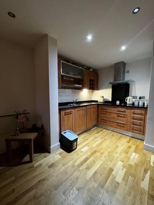 Leeds Clarence Dock 2 Bedroom Apt Leeds (West Yorkshire) Exterior foto