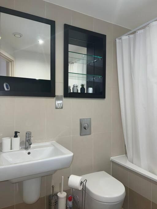 Leeds Clarence Dock 2 Bedroom Apt Leeds (West Yorkshire) Exterior foto